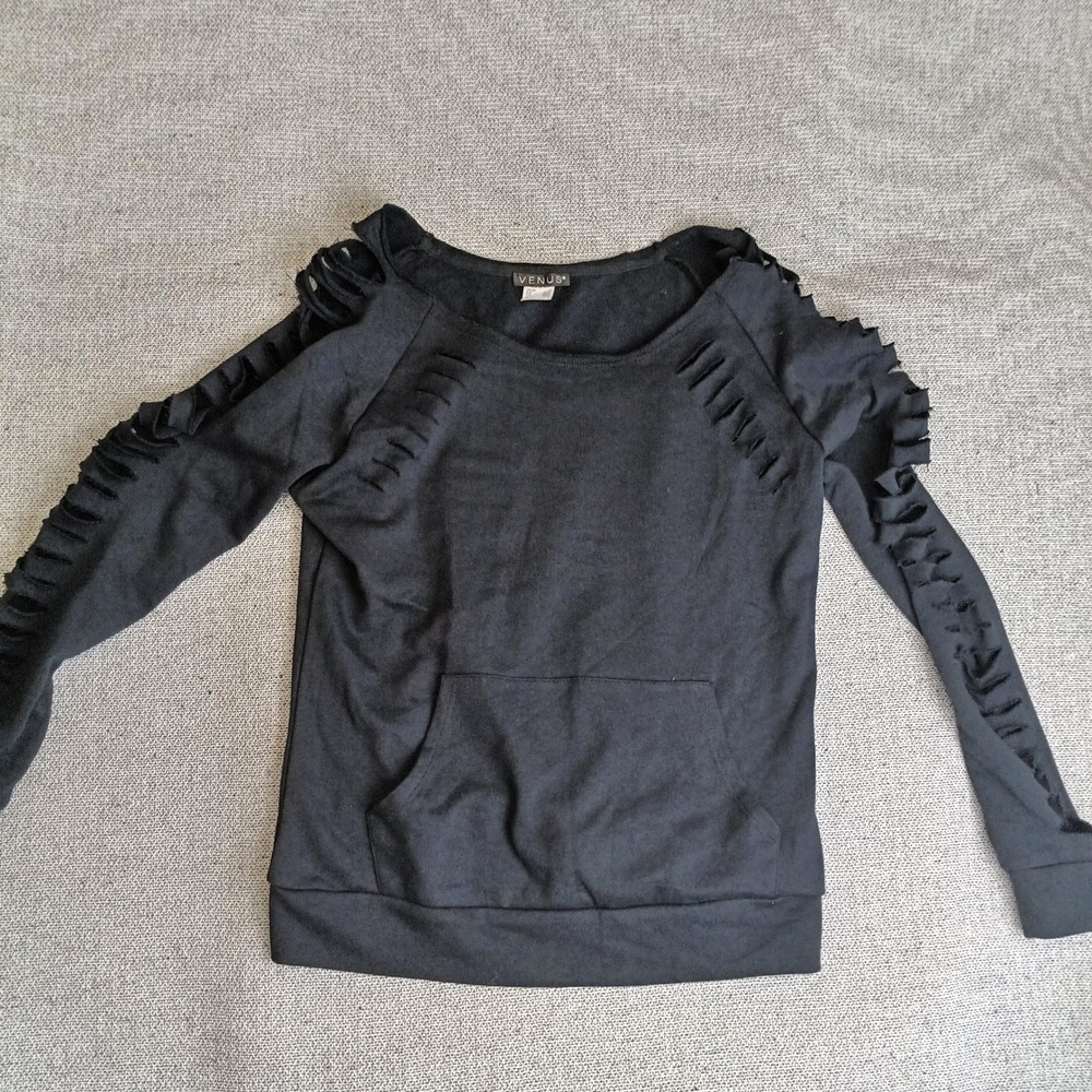 Venus Sweatshirt Womens Small Black Excellent Shredded Distressed Sleeve Top